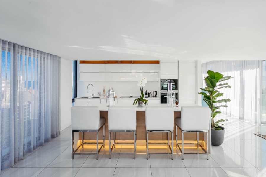 3 Bedroom Property for Sale in Bantry Bay Western Cape